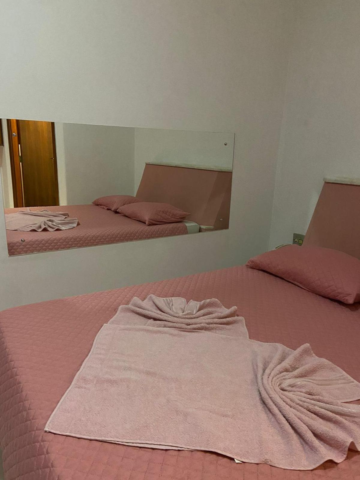 Gran Luha Motel, Hotel E Chales Brotas Extérieur photo