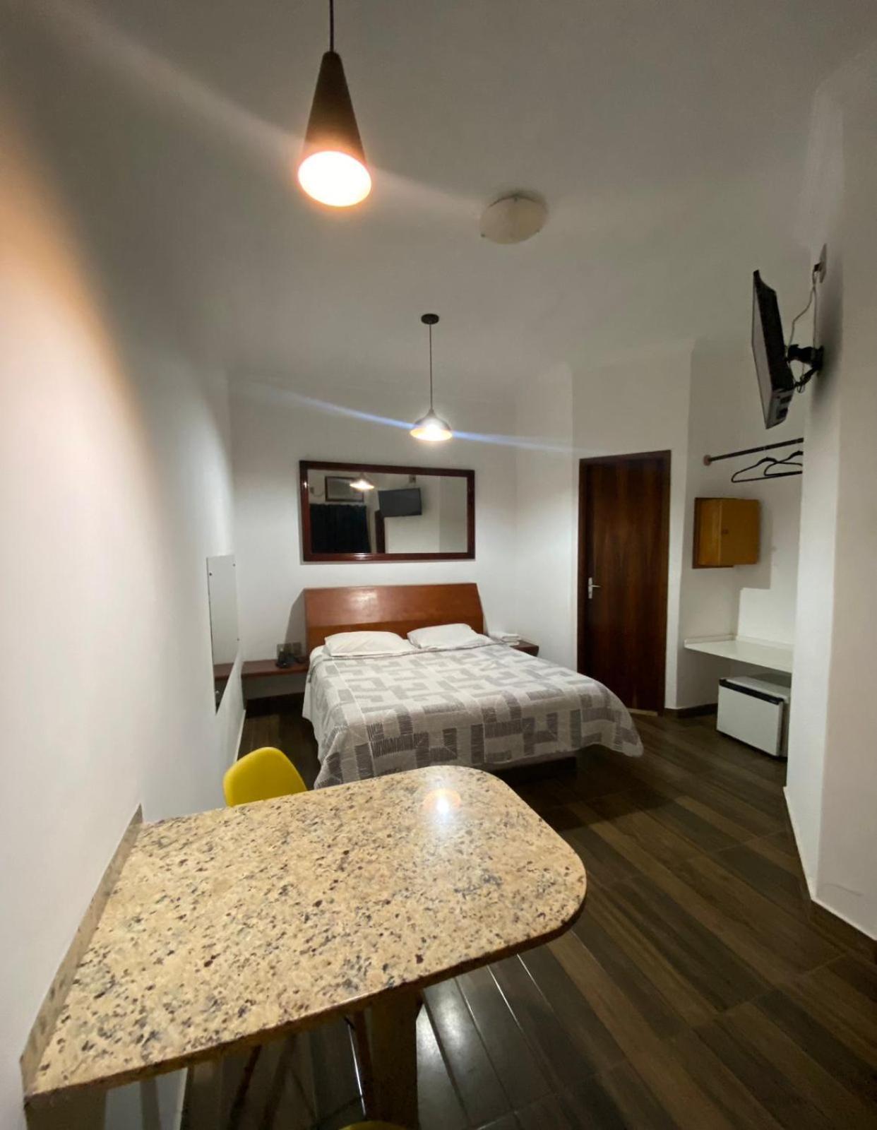 Gran Luha Motel, Hotel E Chales Brotas Extérieur photo